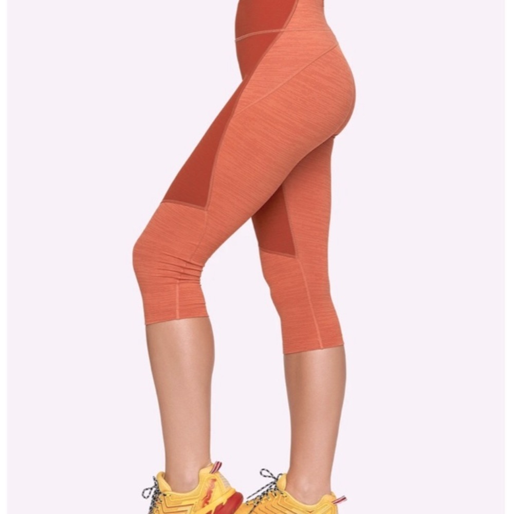 Outdoor Voices TechSweat Two-tone Kneecap Leggings